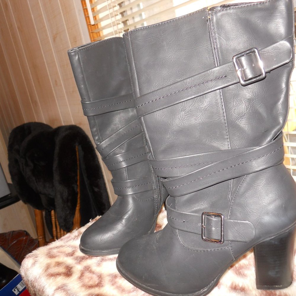 size 7 med black high heel boots